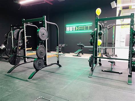 Hut FIT Fitness Lab .